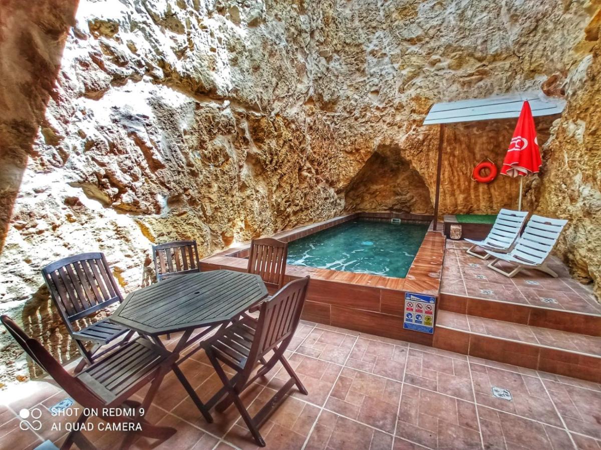 Town House With Private Pool In Village Centre Kalkara Екстер'єр фото