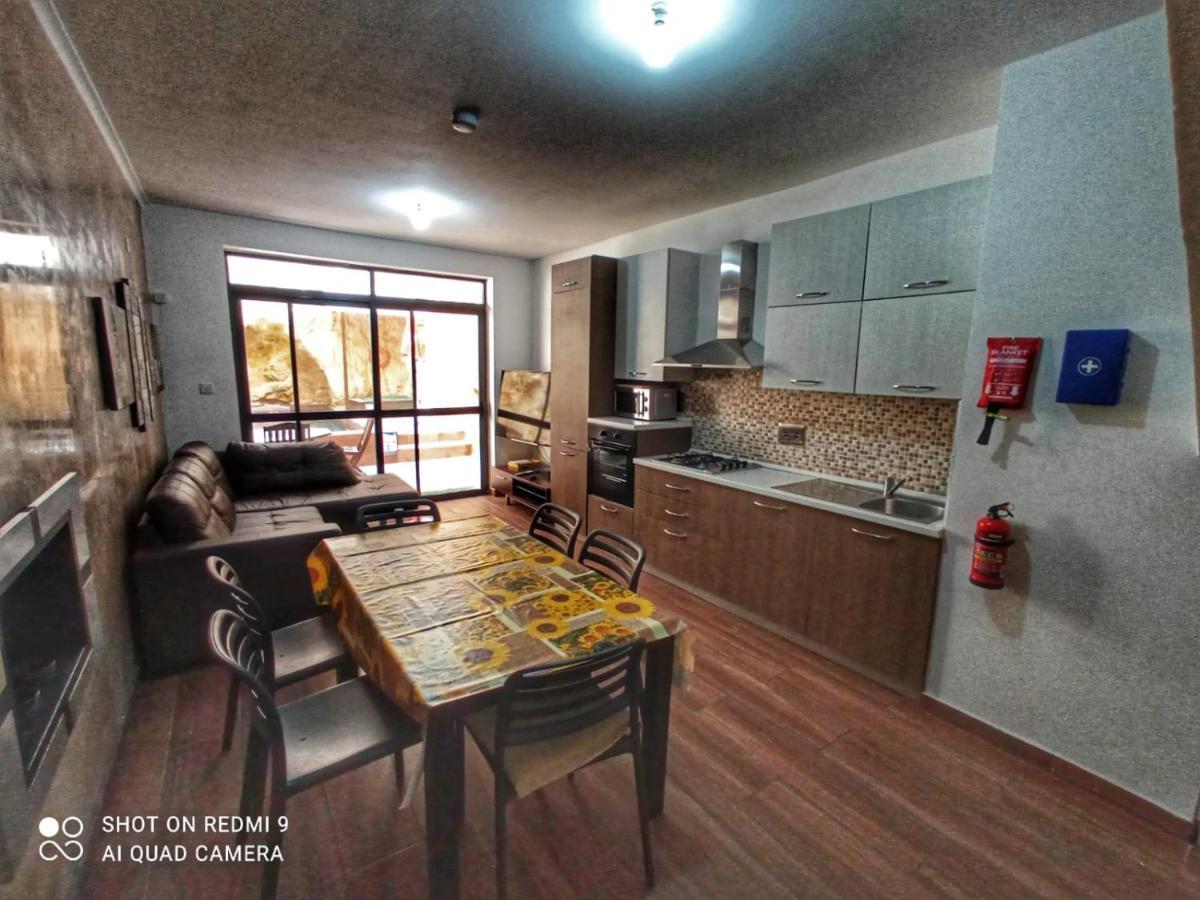 Town House With Private Pool In Village Centre Kalkara Екстер'єр фото